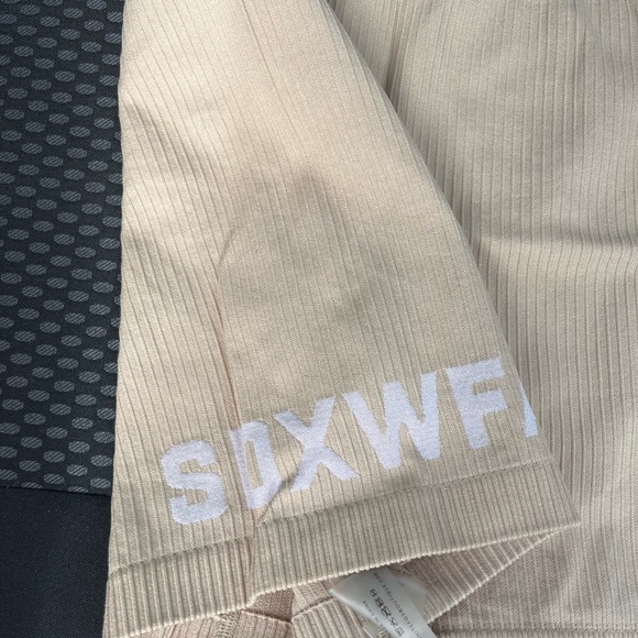 White fox boutique Sarah's Day shorts - Picture 4 of 4